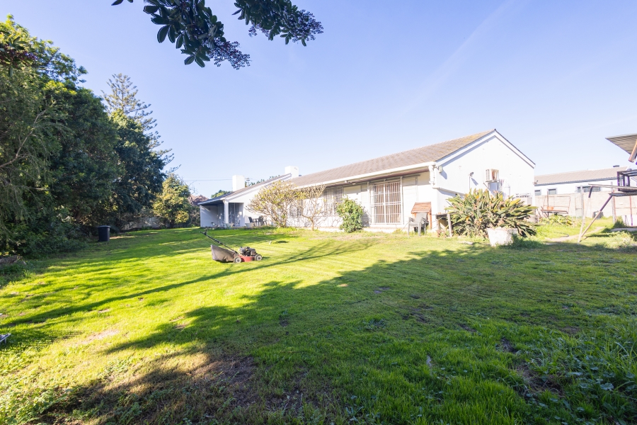 3 Bedroom Property for Sale in Bosonia Western Cape